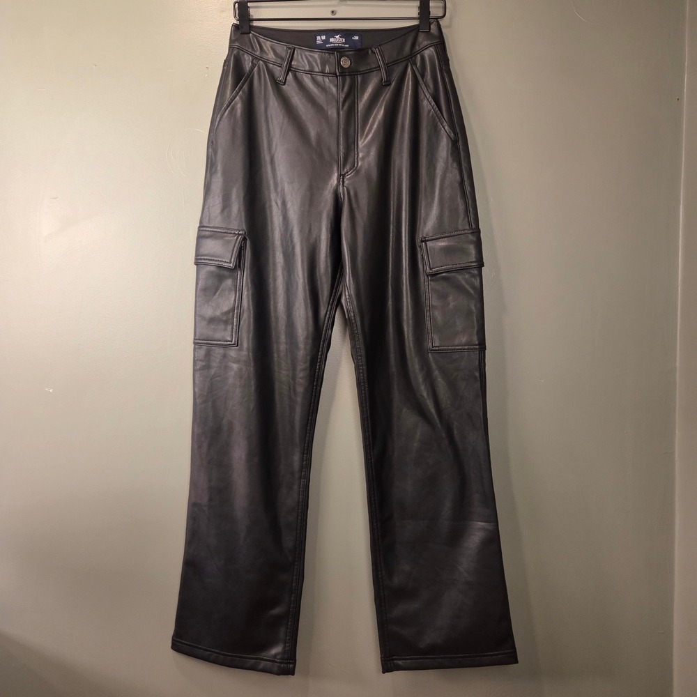 Hollister Women's Ultra High Rise Vintage Baggy Faux Leather Cargo Pants 28R